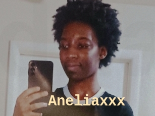 Aneliaxxx