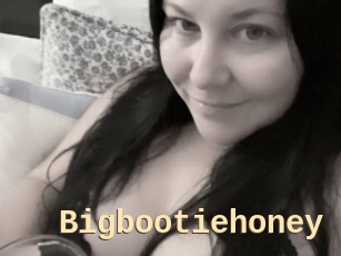 Bigbootiehoney