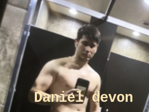 Daniel_devon