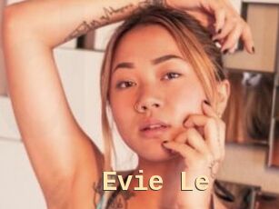 Evie_Le