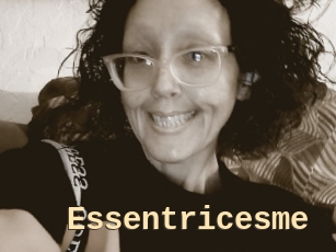 Essentricesme