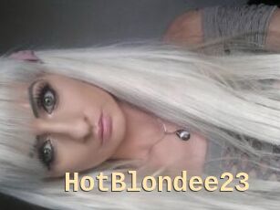 HotBlondee23