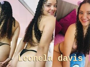 Leonela_davis