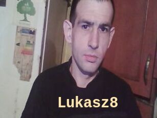 Lukasz8