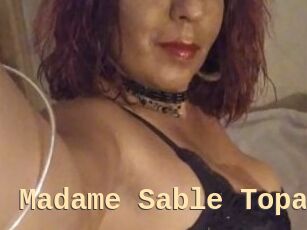 Madame_Sable_Topaz