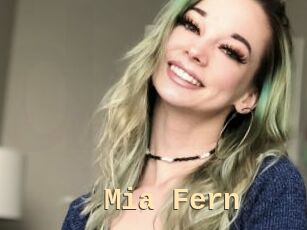 Mia_Fern