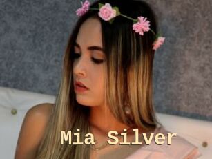 Mia_Silver