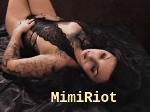 Mimi_Riot