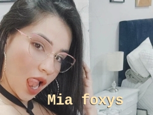 Mia_foxys