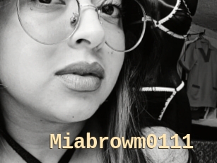 Miabrowm0111