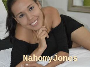 NahomyJones