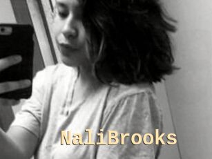 Nali_Brooks