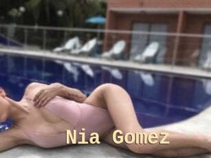 Nia_Gomez