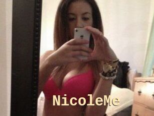 NicoleMe