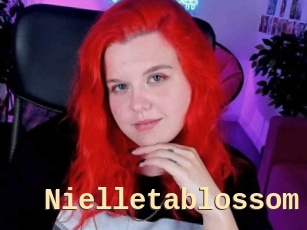 Nielletablossom