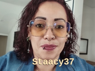 Staacy37