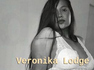 Veronika_Lodge