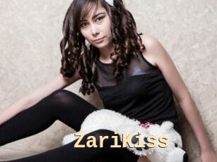 ZariKiss